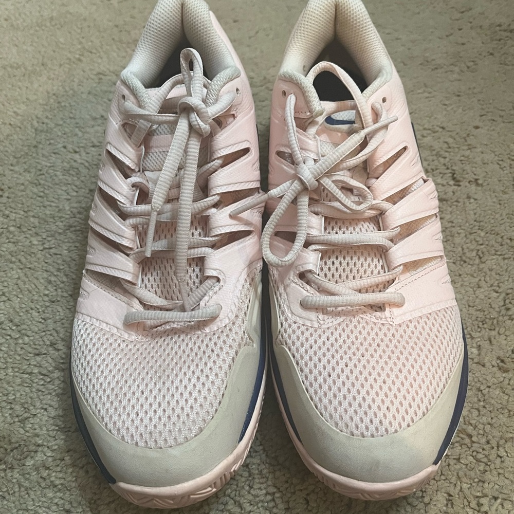Good used condition Nike sneakers